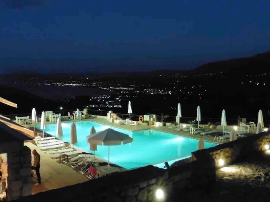 With Amazing View Apartment *
